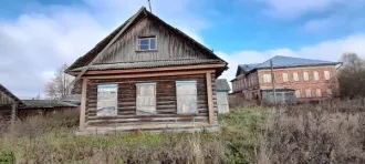 Нежилое здание 72,4 кв.м с земельным участком 222 кв.м, Ярославская обл., Большесельский р-н, д. Чудиново Нежилое здание с земельным участком, расположенного по адресу: Ярославская область, Большесельский район, д. Чудиново, ул. Школьная, д. 12 Здание, назначение: нежилое, площадь 72,4 кв.м…