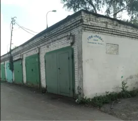 Гараж-бокс площадью 20,5 кв.м по адресу: Москва, площадь Рижская, дом 7Б, строение 1, помещение 10, кадастровый номер 77:02:0021016:1116. Общая площадь 20,5 кв.м. Имеются ограничения: арест, запрет регистрационных действий.