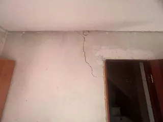 (Жилой дом, площадью 126 кв.м., 2 этажа),кадастровый номер 86:10:0101143:541; Адрес: Ханты-Мансийский автономный округ – Югра, г. Сургут, ДПК № 39 «Пищевик», ул. Дружбы, д. 35,  
(Земельный участок, площадью 791 кв.м.) кадастровый номер 86:10:0101143:435. Адрес: Ханты-Мансийский автономный округ –…