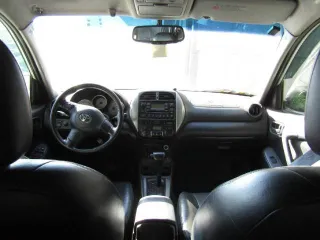 Toyota RAV4, 2004 года, 150 л.с., 280000 км, полный привод. Автомобиль легковой, марка: Toyota, модель: RAV4, VIN: JTEHH20V006127441, гос. рег. номер: А199ЕО774, год изготовления: 2004.