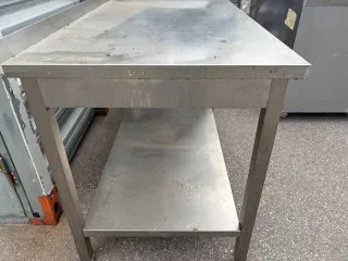 Стол пристенный Kayman СП-222/1007. Бывшее в употреблении имущество, могут иметься скрытые недостатки.