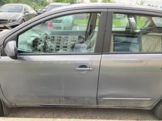 Nissan Note 2008 года выпуска, VIN SJNFCAE11U1249825.