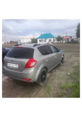 Kia Ceed 2011 года, 122 лс, 131000 км, АКПП, легковой автомобиль, марка: KIA, модель: CEED, год изготовления: 2011 г.в., VIN: XWEHC512BC0013415, пробег 131000 км, в залоге у АО «OTP Банк».