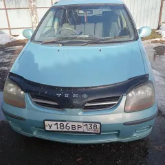 Nissan Tino 1999 года, 120 л.с., пробег 341813 км, АКПП. VIN кузова: V10-010299, номер двигателя: QG18 257875, объем 1769 см³, цвет синий, госномер У186ВР138. Требуется ремонт: значительная коррозия кузова, гнилые пороги и дно. Необходим ремонт АКПП, ходовой части и электрики (последствия…