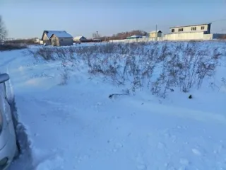 Земельный участок площадью 1200+/-24 кв. м, кадастровый номер 27:17:0302901:476, вид разрешенного использования - для строительства индивидуального жилого дома, местонахождение: примерно 635 м по направлению на юго-восток от ориентира (нежилое здание). Адрес ориентира: Хабаровский край, Хабаровский…