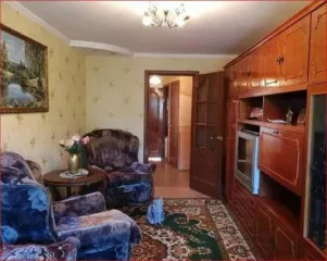 Квартира, состоящая из 3 (Трёх) комнат общей площадью 60,9 кв.м., расположенная на 3 этаже 5-этажного дома, по адресу: Самарская область, г. Новокуйбышевск, ул. Свердлова, д. 1, кв. 29, кадастровый номер: 63:04:0203035:151