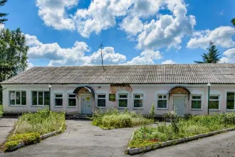 Земельный участок 3626 кв.м и здание детского сада 308,5 кв.м Липецкая область Земельный участок, площадь 3 626 +/- 42 кв.м., кадастровый номер: 48:14:0740201:21; Здание, площадь: 308,5 кв. м., кадастровый номер: 48:14:0740104:11; адрес: Российская Федерация, Липецкая область, м.о. Становлянский…