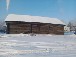 Амбар, 297,6 кв. м. Забайкальский край, Нерчинский район, г. Нерчинск, ул. Советская, д. 57. Кадастровый номер 75:12:200154:66. Назначение: нежилое, складское. Количество этажей: 2, в том числе подземных 0. Год ввода в эксплуатацию: 1990. Материалы наружных стен: рубленые. Объект культурного…