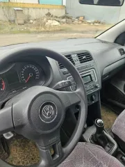 Volkswagen Polo, 2015 года, 105 лс, 62530 км, транспортное средство: Volkswagen Polo, идентификационный номер (VIN номер): XW8ZZZ61ZFG040344, год выпуска: 2015, гос.номер Н826РО69. Автомобиль находится в залоге у АО «ТБанк».