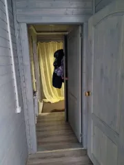 Земельный участок 800 м² и дом 73,7 м² Московская область - земельный участок с кадастровым номером 50:05:0130221:150, общей площадью 800 +/- 20 кв.м, расположенный по адресу: Московская обл., Сергиево-Посадский р-н, с/п Березняковское, вблизи д. Яковлево в южной части кадастрового квартала и…