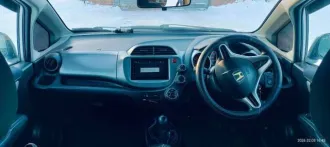 Honda Fit, 2008 года, 100 лс, 241000 км, АКПП. Автомобиль Honda Fit, 2008 г.в., гос.рег.знак С438НУ138, модель, номер двигателя: L13А, 4112636, мощность (кВт/л.с.): 74.0/100.0, рабочий объём двигателя (см3): 1339, номер кузова: GE61101583, цвет кузова: серый.