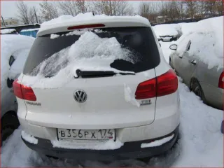 Volkswagen Tiguan 2012 года, 122 л.с., VIN: XW8ZZZ5NZDG100840