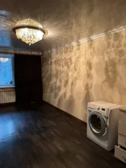 Квартира 62,1 кв.м, 2-комнатная, расположенная по адресу: РТ, (Татарстан), мкр-н Зеленодольский, с.п. Осиновское, с. Осиново, ул. Комарова, д. 8, кв. 7, кадастровый номер: 16:20:080108:501 (в залоге за ПАО «АК БАРС» БАНК)