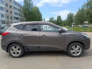 HYUNDAI IX 35, 2013 г.в., VIN: TMAJU81BDDJ404983. На имущество наложены ограничения в виде запрета на регистрационные действия. Ознакомление с имуществом осуществляется по месту нахождения: г. Агидель, ул. Молодежная, д. 6., адрес электронной почты: torgi.bfs05@mail.ru, в период представления…