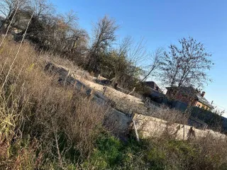 Земельный участок 600 кв. м, Республика Адыгея, Тахтамукайский район, СНТ им. Хуаде А.И, ул. Солнечная, кадастровый номер 01:05:3100013:630. Цена 1 335 000 рублей.