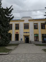 Объект аренды, площадь 209,9 кв. м., номер на поэтажном плане 2 этажа: 19-35,   адрес (местонахождение) объекта: Ставропольский край, г. Железноводск,  ул. Ленина, д. 53 Требуется текущий ремонт 
Назначение нежилого помещения: Помещение свободного назначения, за исключением:
- почтовой и…