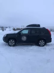 Автомобиль легковой  Nissan X TRAIL,  2013 г.в., VIN Z8NTBNT31DS091066, двигатель MR20 229300W, цвет    черный, ПТС №78 НС 251257 дата выдачи 22.05.2013г., регистрационный номер Е649ЕС35.  Является предметом залога АО  Тинькофф банк , после  продажи транспортного средства залог не прекращается.