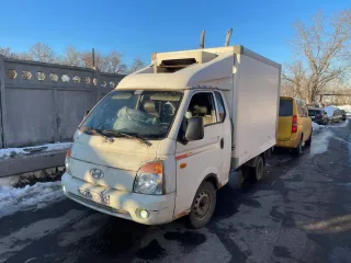HYUNDAI PORTER-2, 2011. Легковой автомобиль марки: HYUNDAI, модель: PORTER-2, год выпуска: 2011г., идентификационный номер: KMFZCZ7JABU659942. Ознакомление с имуществом проходит по адресу: Московская обл, г. Раменское, мкр. Солнечный, ул. Лучистая, д. 9, кв. 202.