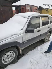 CHEVROLET NIVA, 212300 55, 2013г.в., цвет: светло серебристый металлик