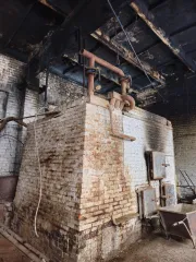 Здание котельной 672,1 кв. м с кадастровым номером 43:38:260317:595, котел «Тула -3,2», котел «Тула -3,3», котел КВ-063,1, котел КВ -093,2, насос К90/35, насос КМ 100-80-160 15кВт, расположенные на земельном участке с кадастровым номером 43:38:260317:846, по адресу: Кировская область, Юрьянский…