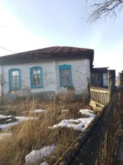 Дом 64 кв.м, участок 3700 кв.м, Волгоградская обл. Жилое здание, площадь: 64кв.м., кадастровый номер: 34:16:100007:152, и земельный участок, площадь: 3700 кв.м., категория земель: Земли населенных пунктов, разрешенное использование: для ведения личного подсобного хозяйства, кадастровый номер…
