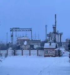 Строения и имущество, находящееся внутри строений, расположенные по адресу: Хабаровский край, г. Комсомольск-на-Амуре, Амурское ш., д. 3. Здание. Цех по производству СБЖК, литер К, условный номер: 27:22:0020902:95, метраж – 1447,90 кв.м.; Здание. Цех арматурный на базе КМО в р-не моста через р…