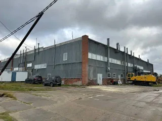 Имущественный комплекс в Новом Уренгое, включая ТМЦ, расположенный по адресу: Ямало-Ненецкий автономный округ, г. Новый Уренгой, восточная промзона (база), в том числе: право аренды земельного участка (на неопределённый срок) площадью 8317 кв. м, кадастровый номер 89:11:030302:120, расположенный в…