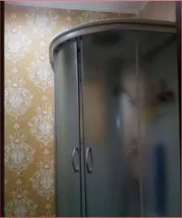 Доля 4/10 в квартире 46 кв.м в Челябинской области, г. Копейск, п. Железнодорожный, ул. Ильфа, д. 4, корп. а, кв. 7. Кадастровый номер: 74:30:0501004:1519. В имуществе имеются доли, принадлежащие несовершеннолетним сособственникам.