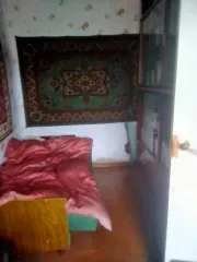 Квартира (доли), 54.2 кв.м., Томская область 1/2 доля квартиры в Томской обл. еще 1/2 доля квартиры в Томской обл. еще 1/2 доли в жилом помещении, общей площадью 54,2 кв.м., кадастровый № 70:17:0000007:567, по адресу: Томская область, р-н. Асиновский, г. Асино, пер. Сибирский, д. 3, кв. 2.