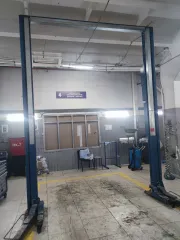 Подъемник 2-х стоечный Nussbaum SPL 4000, 2005 года выпуска, бывший в употреблении. Ознакомление с имуществом производится по адресу: Саратовская область, г. Энгельс, ул. Студенческая, д. 205, с момента публикации сообщения о продаже имущества и до окончания приема заявок по предварительной записи…