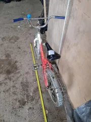 Велосипеды, самокаты, кресло-коляска, запчасти. Составной лот: велосипеды, самокаты, кресло-коляска, годные остатки отдельных узлов, деталей, агрегатов, материалов (в сборном виде) велосипедов. Подробный состав лота приведен в информационном сообщении. Состояние и недостатки имущества в…