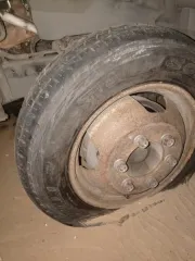 Mitsubishi Canter 1997, ВАЗ-21053 2005, Toyota Corolla 2001. Проверка исправности имущества не проводилась. Товаросопроводительные документы не передавались. Погрузка и транспортировка имущества с места хранения осуществляется Покупателем силами Покупателя и за счет Покупателя. Продавец не несет…