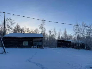 ½ доли в праве в совместной собственности на жилой дом (помещение, назначение жилой дом, количество этажей: 1, кадастровый номер 14:27:005001:357, местоположение: Россия, Респ Саха /Якутия/, у Таттинский, с Дебдирге, Варламовой, дом 3, площадь 68,6 кв.м.); ½ доли в праве в совместной собственности…