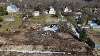 Земельный участок 893 кв.м для индивидуального жилищного строительства. Кадастровый номер квартала: 50:07:0060306. Категория земель: земли населенных пунктов. Местоположение: Московская область, Волоколамский муниципальный округ, село Морозово. Основной вид разрешенного использования: 2.1. Площадь…