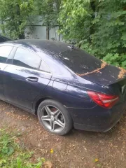Mercedes-Benz CLA200 2017 года выпуска. VIN: WDD1173431N541949. Цвет кузова синий. Объем двигателя 1595 см³, мощность 150 л.с. Экологический класс 5. Тип транспортного средства: легковой седан. Оценить техническое состояние и комплектность можно при самостоятельном осмотре.