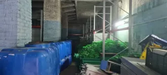 Оборудование для гидропонного выращивания. Комплект стеллажей для гидропонного выращивания (разукомплектованное оборудование и материалы вертикальной фермы) с сопутствующим оборудованием и комплектующими: 1) Источник питания к лампам (невыясненного технического состояния, б/у), 72 шт.; 2) Лампы Led…