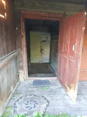 Квартира 40,9 кв.м. Свердловская обл., г. Красноуфимск, ул. Куйбышева, дом 30, квартира 2. Находится в долевой собственности, размер доли: 1/2.