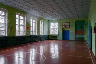 Имущественный комплекс школа, котельная, 2 уборные, земельный участок 1,5 га, Липецкая обл., Усманский р-н, с. Пластинки Имущественный комплекс в составе которого 4 объекта недвижимости и земельный участок, расположенный по адресу: Липецкая область, Усманский район, с. Пластинки, ул. Центральная…