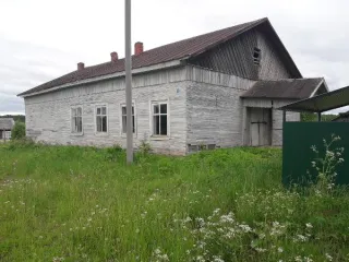 Клуб и земельный участок, 186,1 кв.м., Вологодская область - здание, нежилое, наименование: клуб, кадастровый номер 35:17:0409009:148 по адресу: Вологодская область, Кичменгско-Городецкий район, п.Гаражи, д.б/н, площадь 186,1 кв.м., - земельный участок, кадастровый номер 35:17:0409009:118 по…