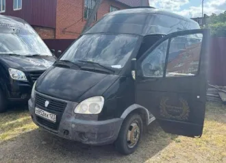 Автомобиль ГАЗ 3009NA 2012 года выпуска VIN Z783009NAC0000057, тип транспортного средства специализированный катафалк, цвет черный. Вид собственности долевая (по 1/2 доли, имущество разделено между бывшими супругами), реализуются обе доли.