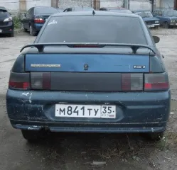 ВАЗ 21101 ЛАДА 110 2006 Автомобиль "ВАЗ 21101 ЛАДА 110", VIN XTA21101061000785, ГРЗ: М841ТУ35, 2006 г.в., темно-зеленого цвета, 1 штука. Повреждения: коррозия по всему кузову, колеса спущены, отсутствуют коврик у переднего пассажирского сиденья, магнитола, значок на руле. Имущество бывшее в…