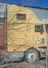 International 9800 1997 Грузовой тягач седельный, Марка International 9800 Год выпуска: 1997 VIN 1HSRUAHR2VH347348