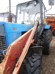 Трактор "Беларус 82.1". НДС не облагается. Ознакомление с порядком проведения торгов осуществляется по телефону: 8 (916) 511-81-30 в рабочие дни с 11:00 до 14:00. Запросы на ознакомление с документами и организацию осмотра принимаются по адресу электронной почты: imperium_ooo@mail.ru.