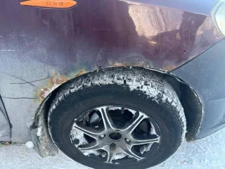 Легковой автомобиль: Chery A13, год изготовления: 2011, легковой седан, г/н: E197CC186, цвет: бордовый, VIN: Y6DAF6854B0000818, ПТС 77 УН 896077, СТС 99 44 684563  Задний бампер под замену, деформирована крышка багажника, требуется ремонт ходовой, проблема с датчиком холостого хода, ручник не…