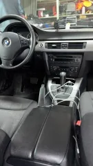 BMW 3 Series 2005 года, 150 лс, пробег 317195 км, АКПП. Автомобиль легковой BMW 320I, 2005 г.в., двигатель N46B20BA-A233H366, VIN: WBAVA71020KP93250, шасси (рама) отсутствует.