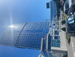 Право общей долевой собственности в размере 179/1436 долей на жилой дом площадью 1523,9 кв.м. Адрес: Краснодарский край, г. Сочи, Центральный район, ул. Островского, д. 55/1. Назначение: жилое, количество этажей 7, в том числе подземных 1, кадастровый номер 23:49:0204011:1440.