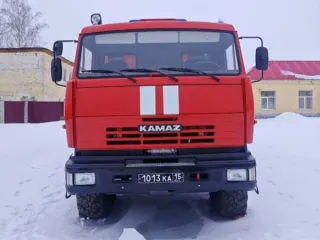 КАМАЗ 4326 2011 года выпуска. Пожарный автомобиль АЦ 3,0-40-26ВР. Пробег 4372 км. VIN-номер XVZ361641B0000050.