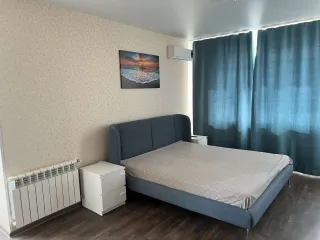 Квартира 94.5 кв.м, г. Краснодар, ул. Героя Яцкова И.В. Квартира, общей площадью 94.5 кв.м., расположенная по адресу: Краснодарский край, г. Краснодар, Прикубанский внутригородской округ, ул. им. Героя Яцкова И.В., д. 4, кв.85, кадастровый (условный) номер: 23:43:0142048:1244. Ознакомление с…