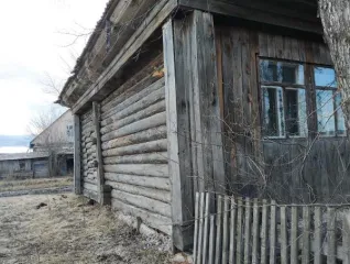 Здание лесничества 48.1 кв. м, участок 801 кв. м, Курганская область. Назначение: нежилое, здание-контора лесничества. Расположено по адресу: Курганская область, Шатровский муниципальный округ, село Самохвалово, улица Лесная, здание 14. Кадастровый номер здания: 45:20:000000:916. Земельный участок…