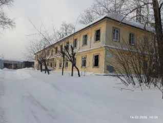 Здание военного комиссариата, назначение: нежилое; площадь - 609,3 кв.м.; этажность: 2; кадастровый номер 66:17:0808002:168, с земельным участком площадью 1607,0 кв.м., категория земель - земли населенных пунктов, разрешенное использование - для размещения административных зданий, кадастровый номер…